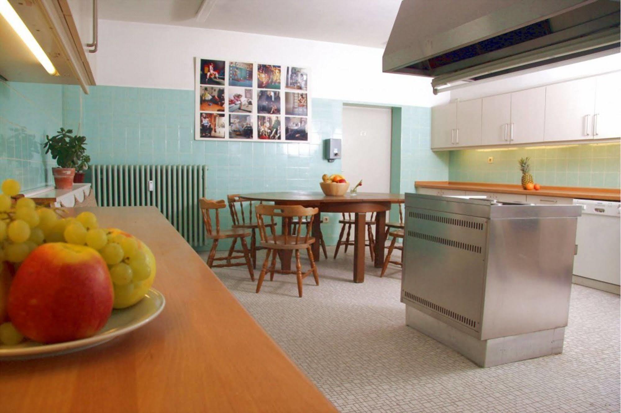 Three Little Pigs - Your Castle Hostel